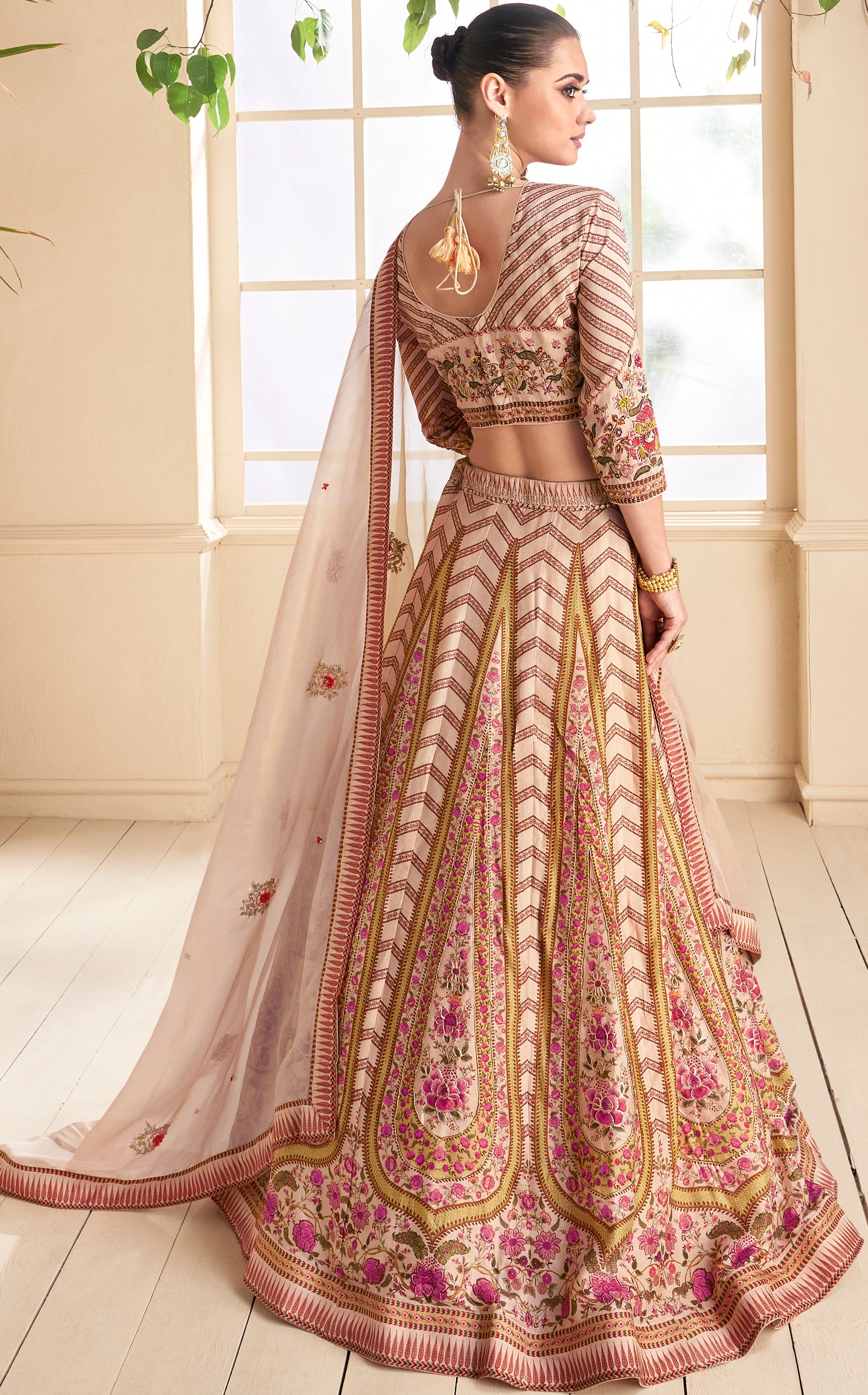 Cream contrasting leheriya inspired lehenga choli on silk fabric  | Bollywood Lehenga | kayaattire lehenga