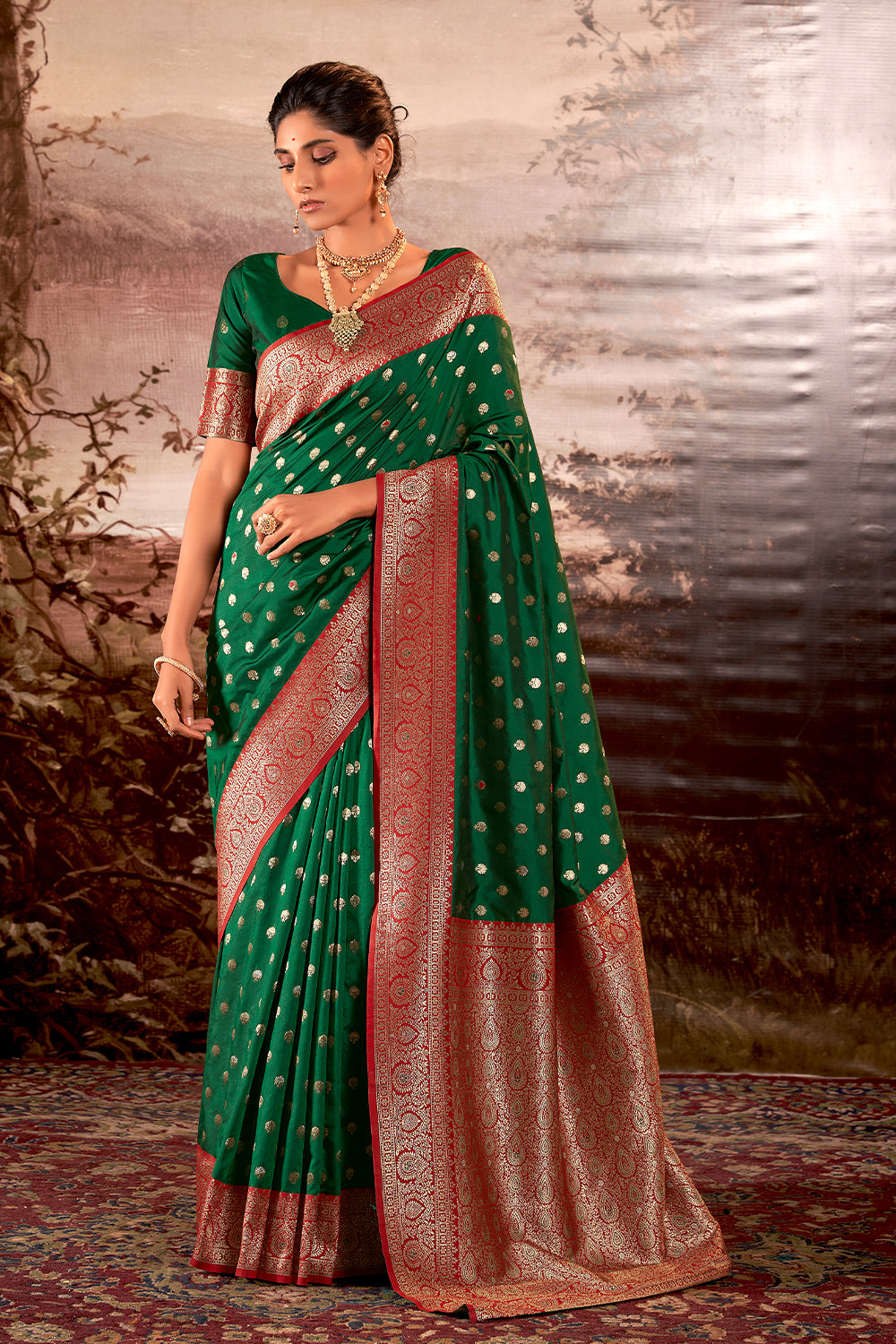 Contrasting dark shaded Green Banarasi soft silk saree with detailed banarasi inspired work