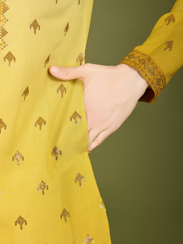 Shaded Yellow Kurta with Thread Sequence Embroidered Work