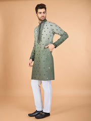 Shaded Green Kurta with Thread Sequence Embroidered Work