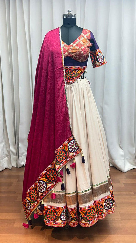 Off white Lehenga with Contrast Dupatta