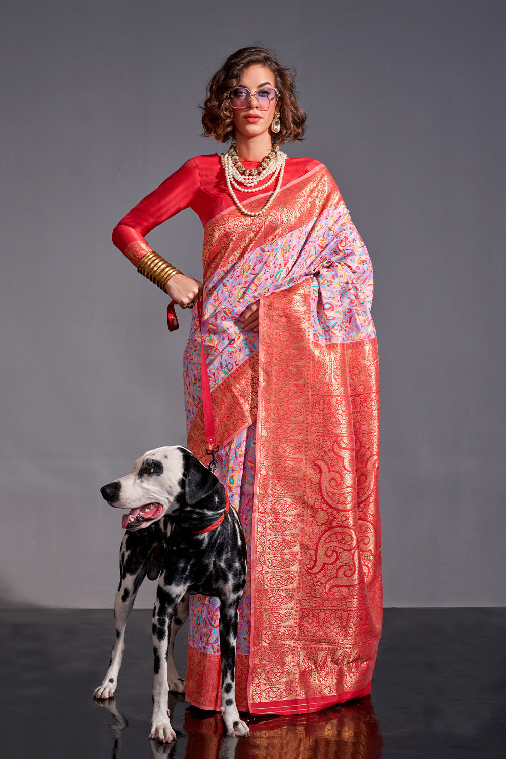 Handwoven Contrasting exclusive designer saree with contrasting pallu chaap kaam border saree